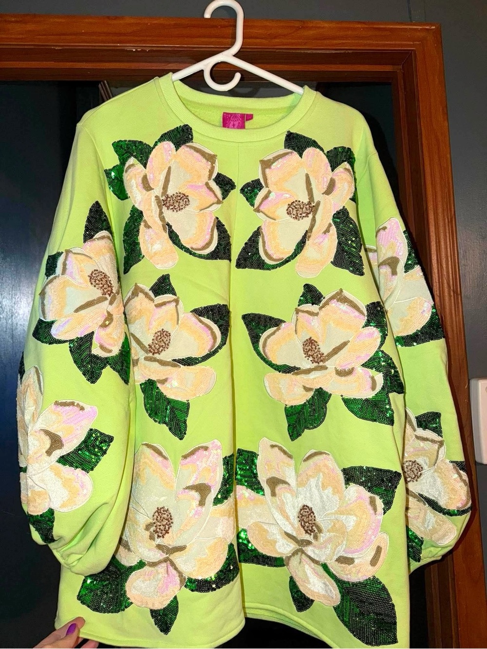 QUEEN OF SPARKLES Green Sequined Magnolia Balloon Sleeve Dress - EUC